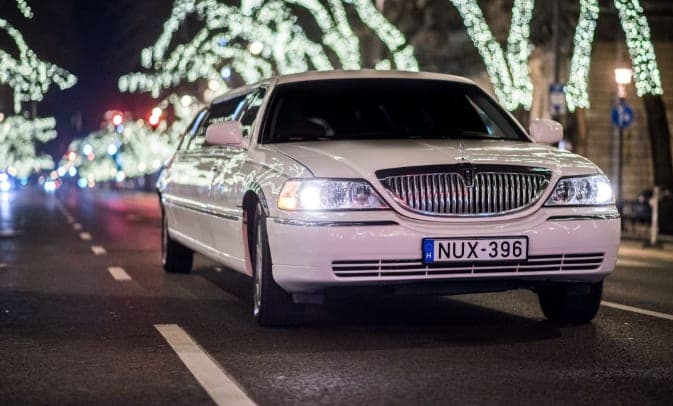 City Tour Lincoln Limo